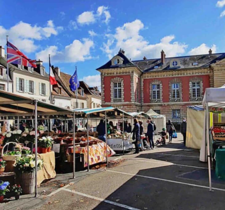 Cosy 3 Pieces En Face De La Gare Appartement Rambouillet Buitenkant foto