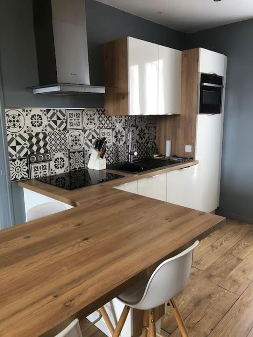 Cosy 3 Pieces En Face De La Gare Appartement Rambouillet Buitenkant foto